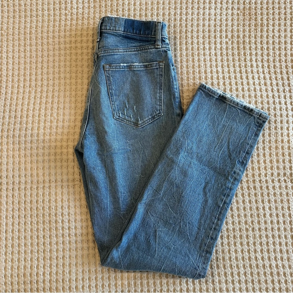 ABERCROMBIE The 90’s Straight Ultra High Rise